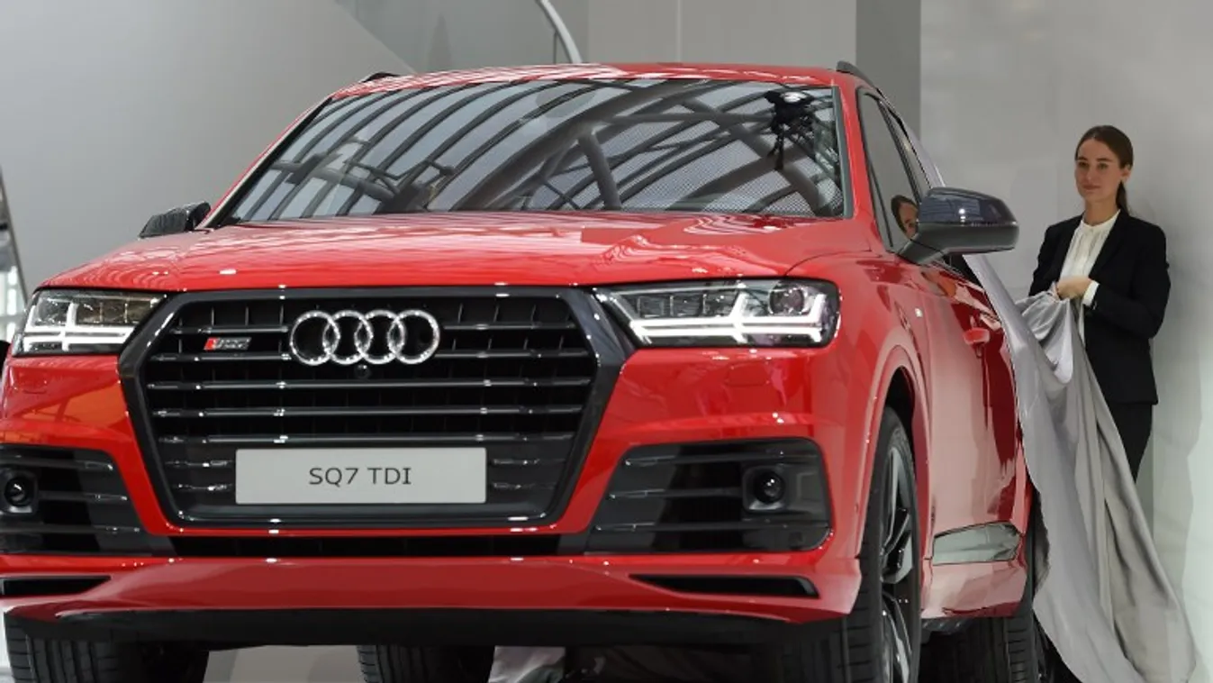 A szabadidő-autóké a főszerep – Garázs