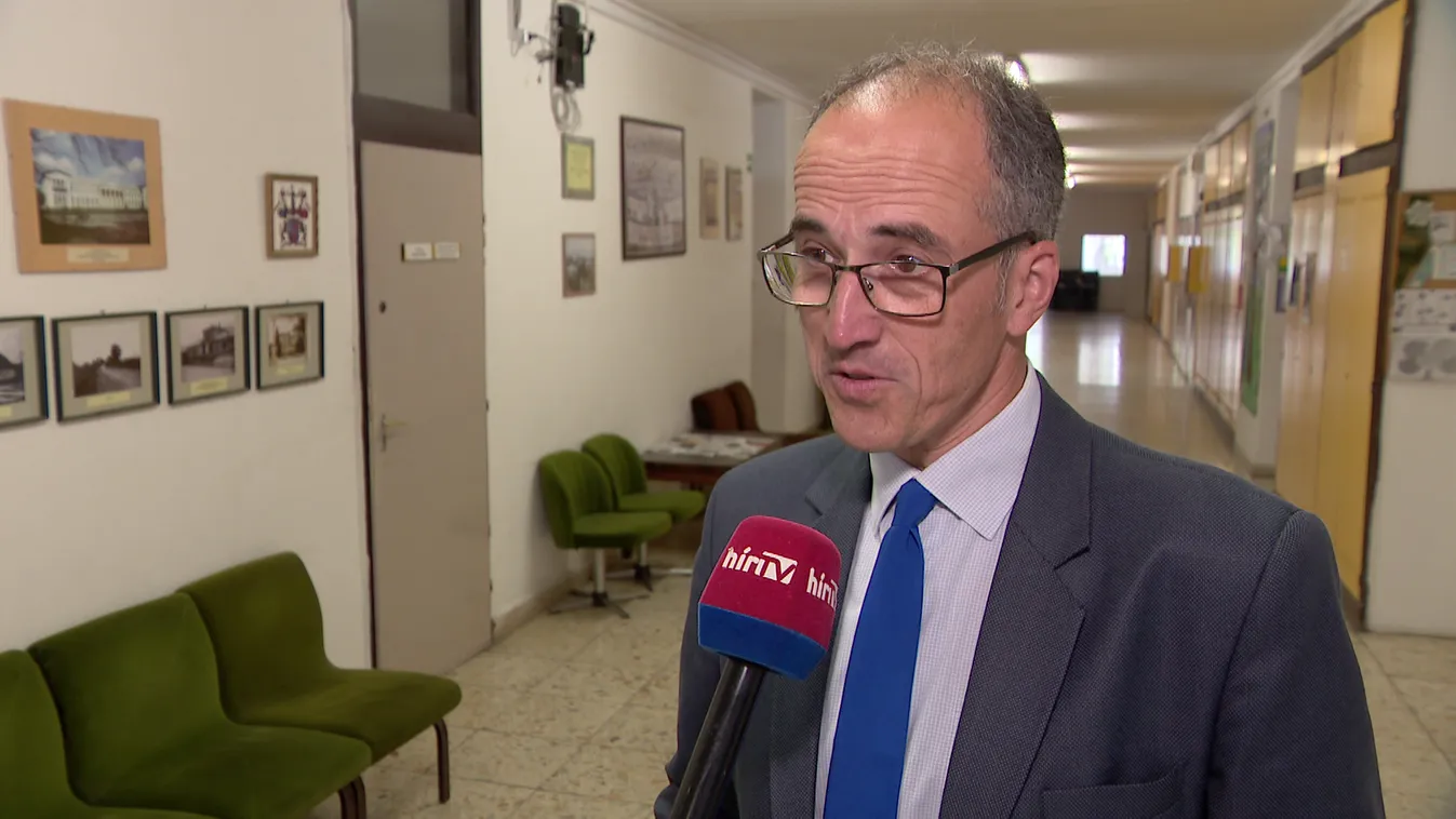 Radar - Több mint 70 ezer diák érettségizett magyarból