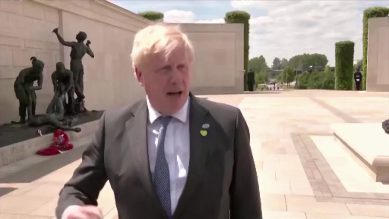 Megindult a brit migránsdeportálás Ruandába