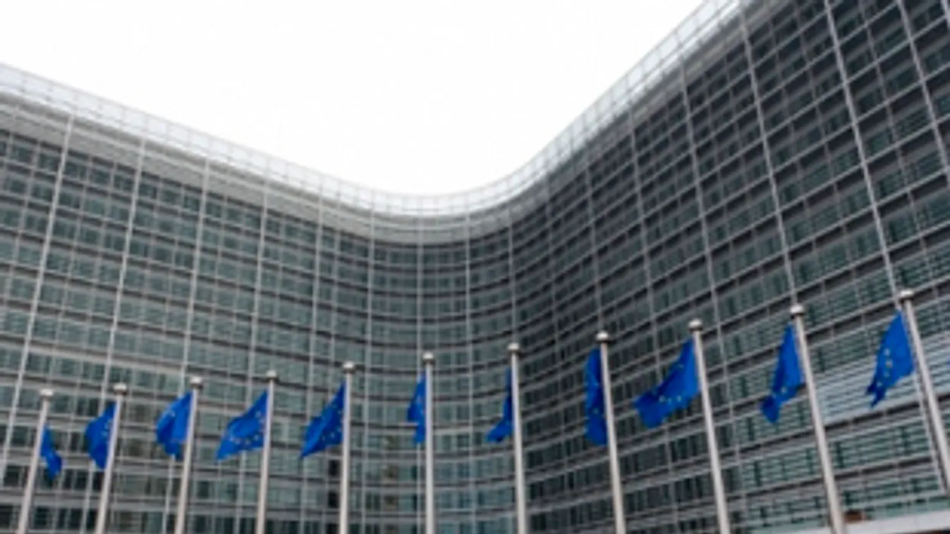 Egy hónapot kapott hazánk az Európai Bizottság biztosától