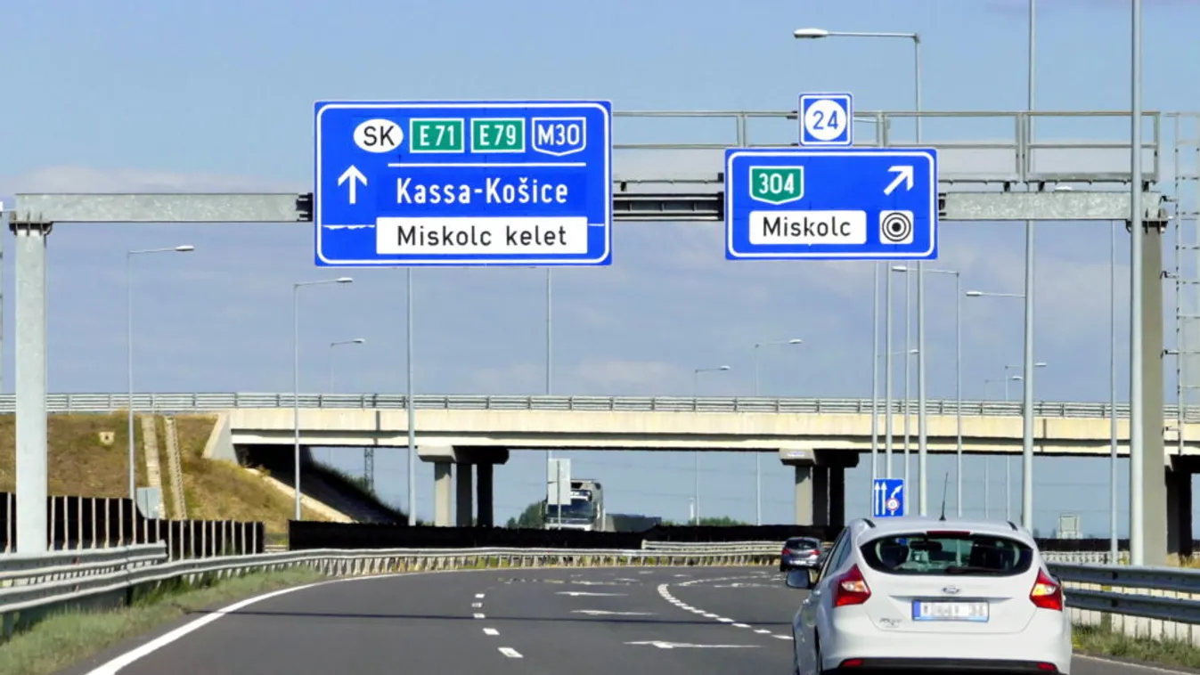 Hosszú kilométereken keresztül ment szemben a forgalommal egy autós az autópályán