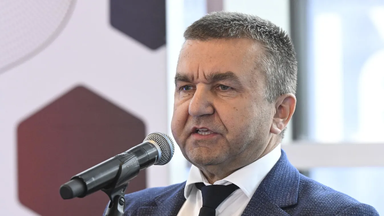 NGM: a kormány azért dolgozik, hogy egyre több pénz maradjon a családok zsebében