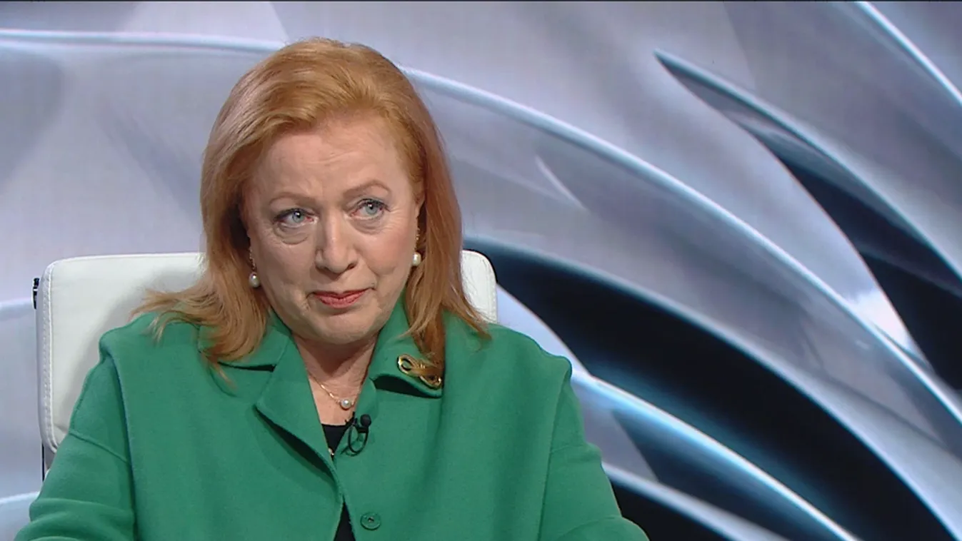 A mentőszolgálat is a szakdolgozóknak adná a pénzt