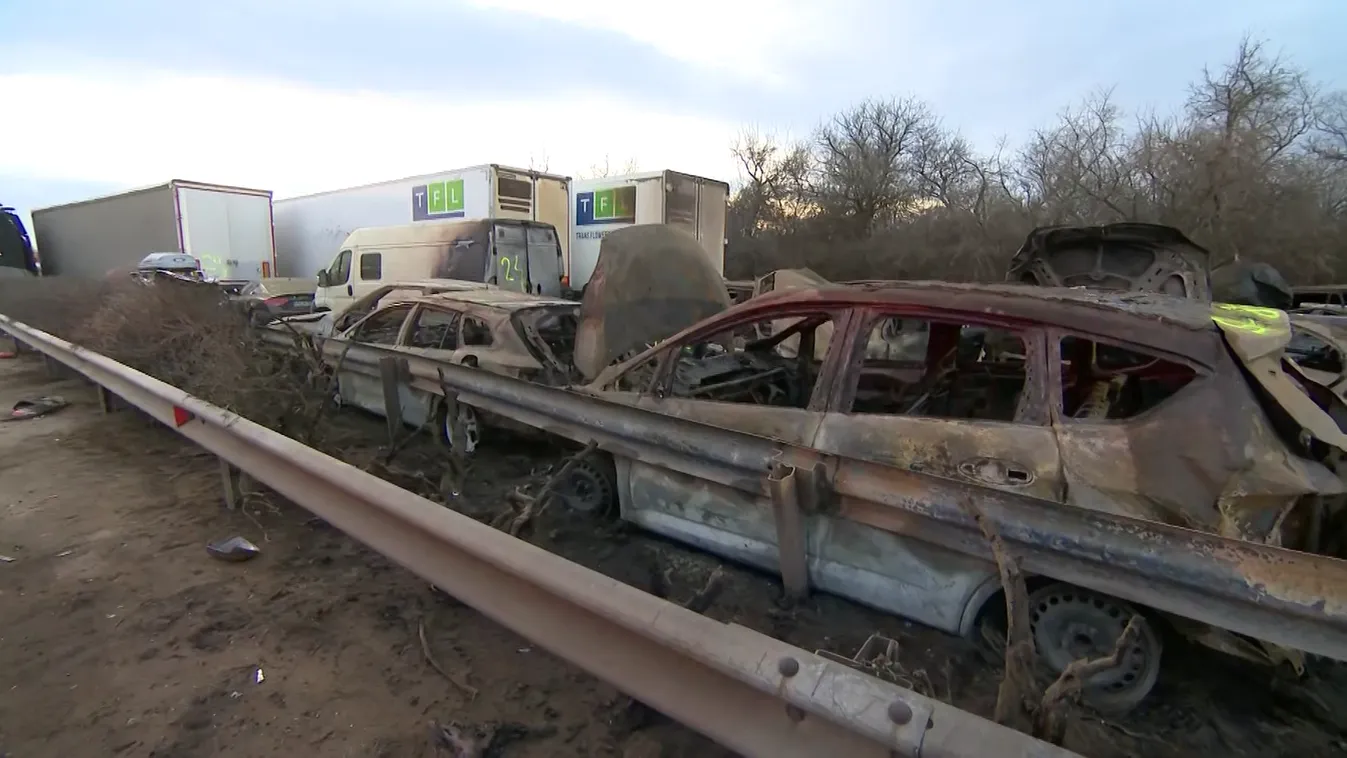 Egy 44 éves férfi halt meg a tömegszerencsétlenségben