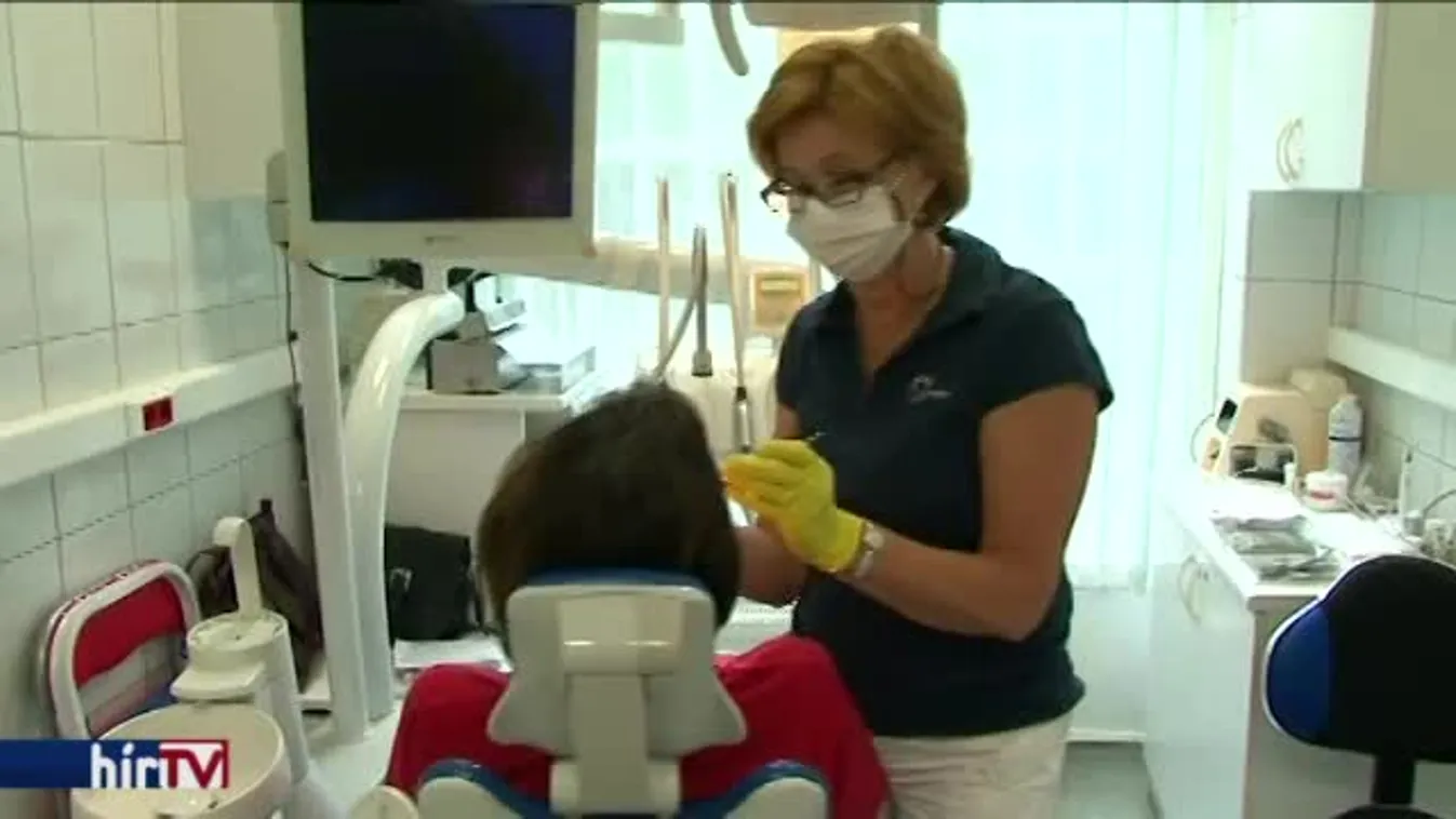 Hét és fél milliárdot dob szét az állam a fogorvosok között