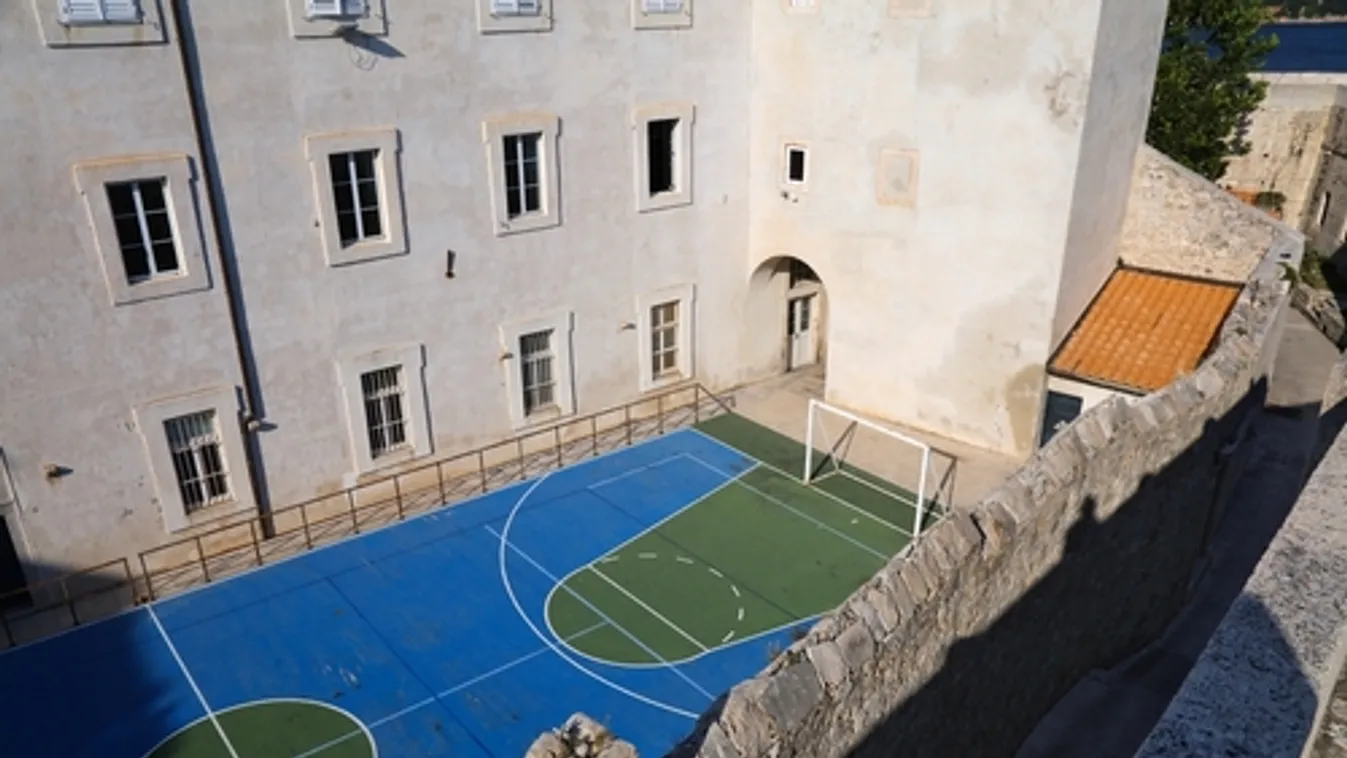 Horvátországban több oktatási intézmény bombafenyegetést kapott