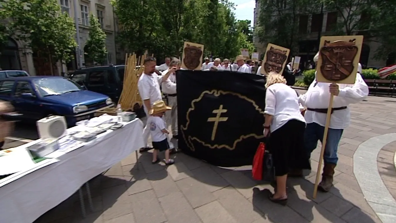 „Ne hagyjuk Trianont, tanuljuk Trianont”