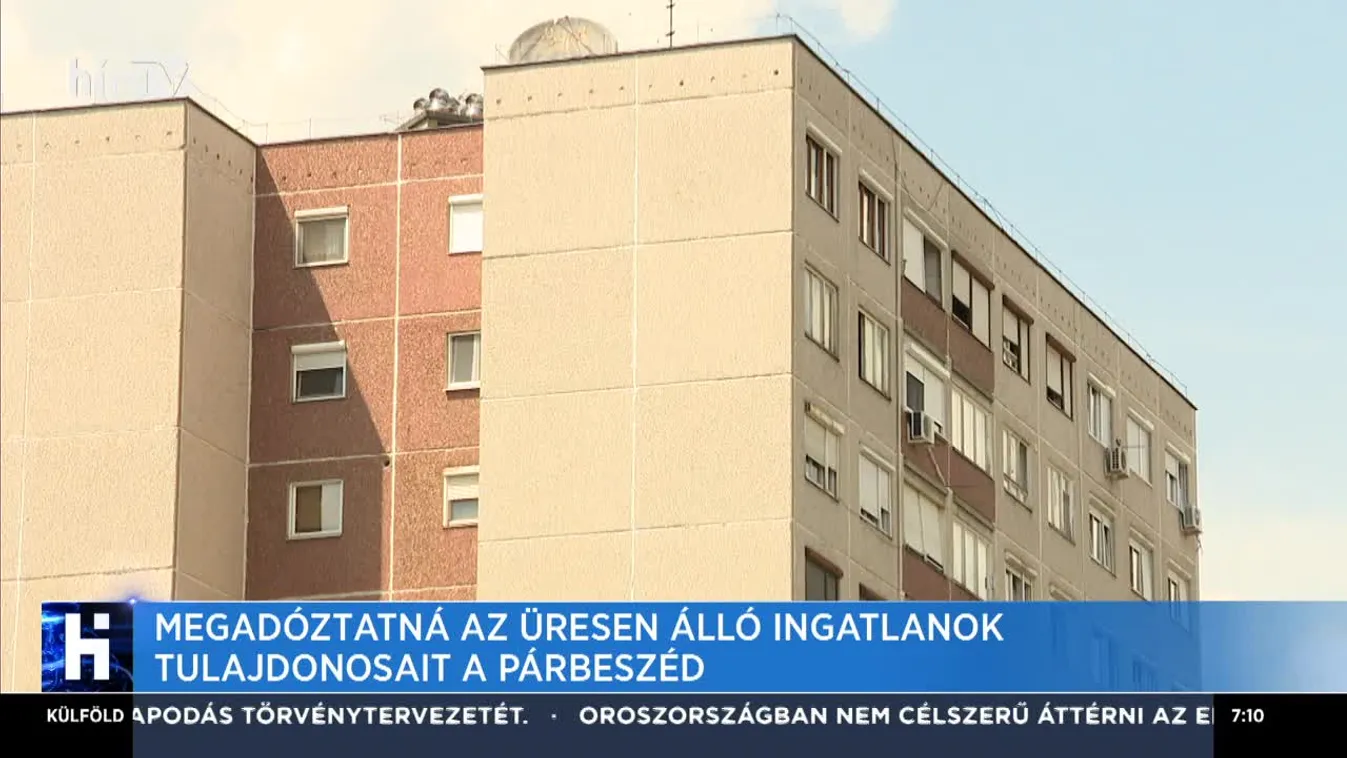 Megadóztatná az üresen álló ingatlanok tulajdonosait a Párbeszéd