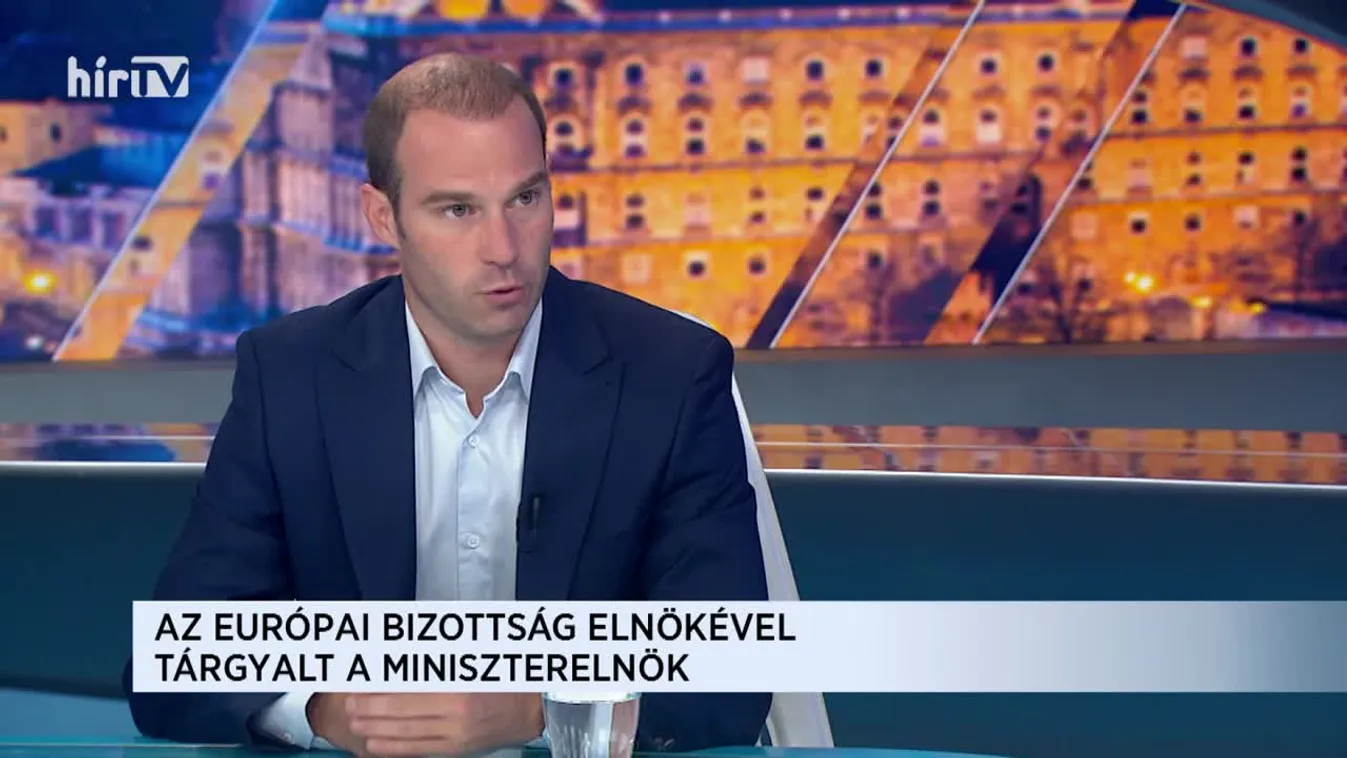 Hollik István: Pragmatikus vezető lesz Ursula von der Leyen