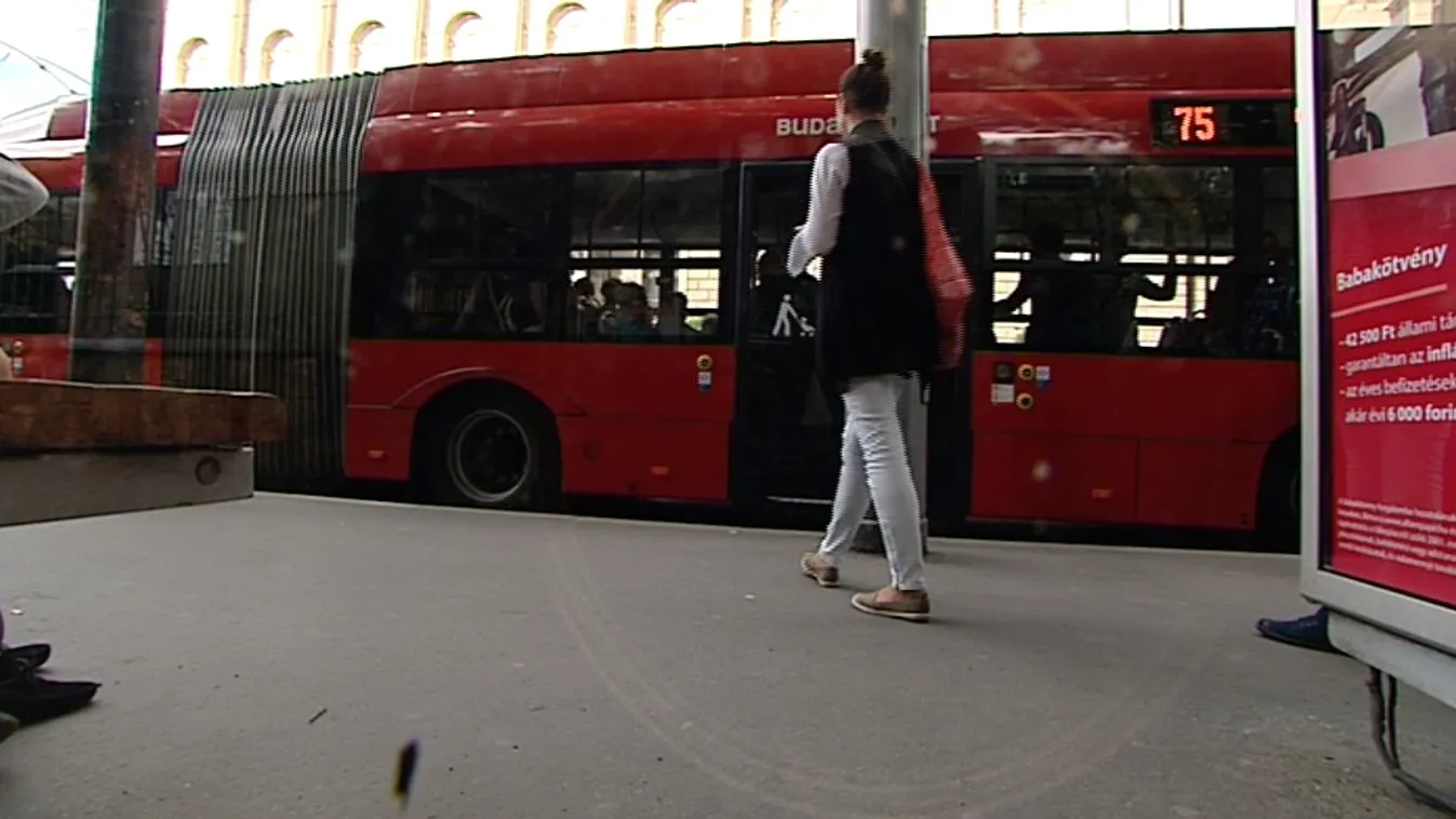 Solaris trolikat és CAF villamosokat venne Budapest