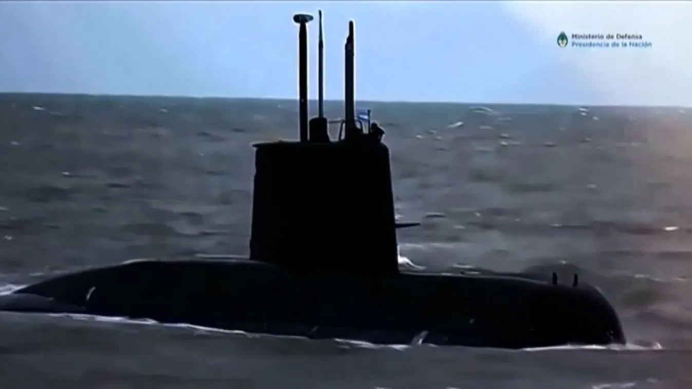 Továbbra sem tudják kiemelni az elsüllyedt tengeralattjárót