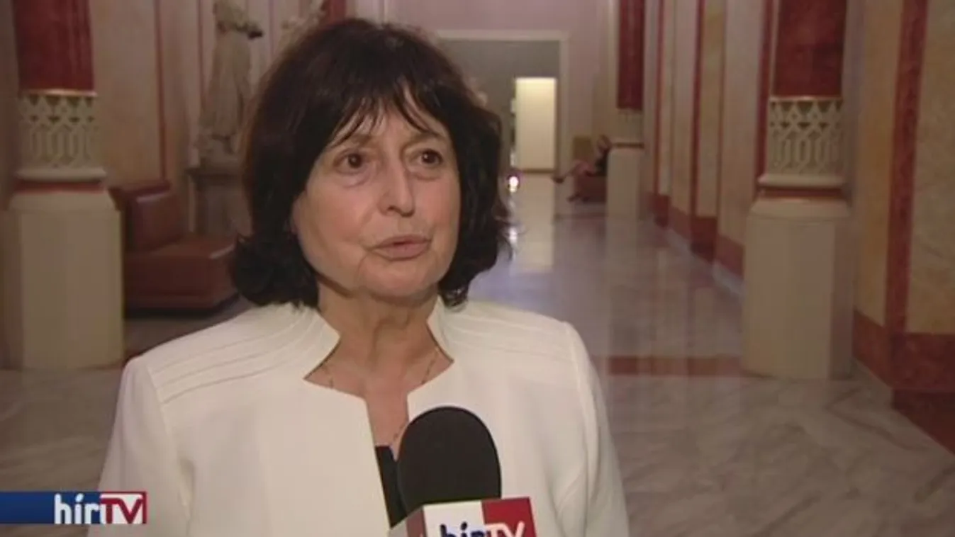 Arany Jánosra emlékeztek