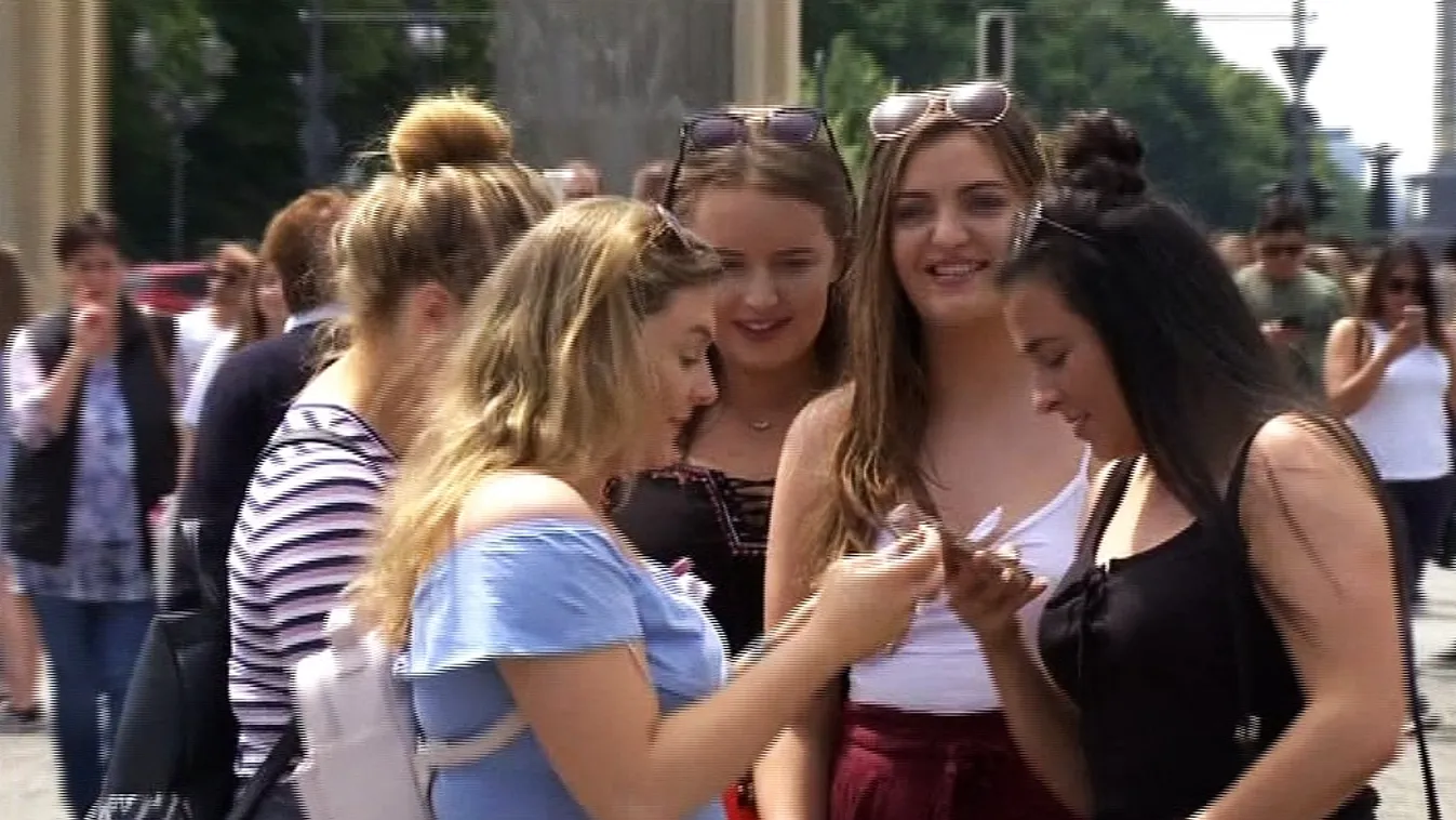 Mától felárak nélkül mobilozhatunk az unión belül