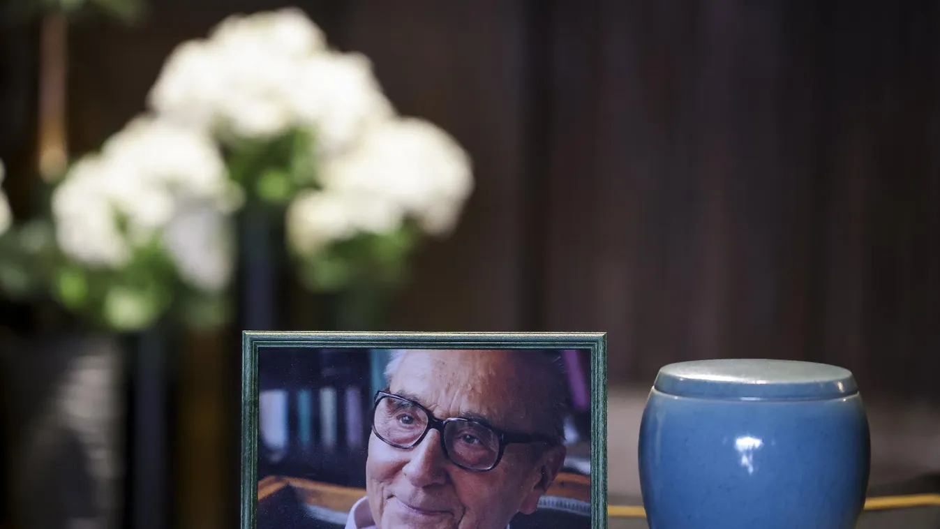 Végső búcsút vettek Grétsy László nyelvésztől