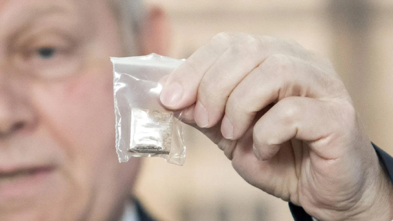 A pólusölő fakocka