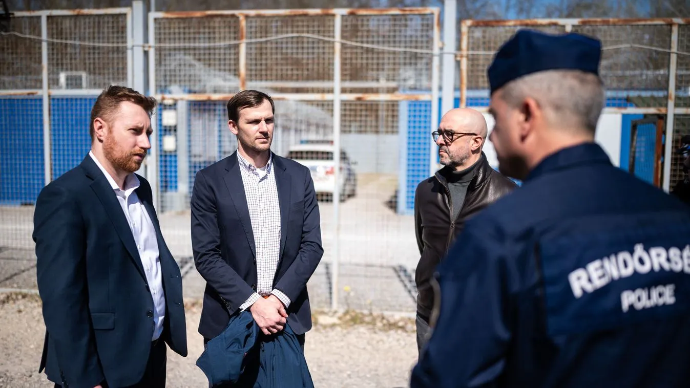 Robert Law: Az Egyesült Államok déli határán szó szerint invázió van