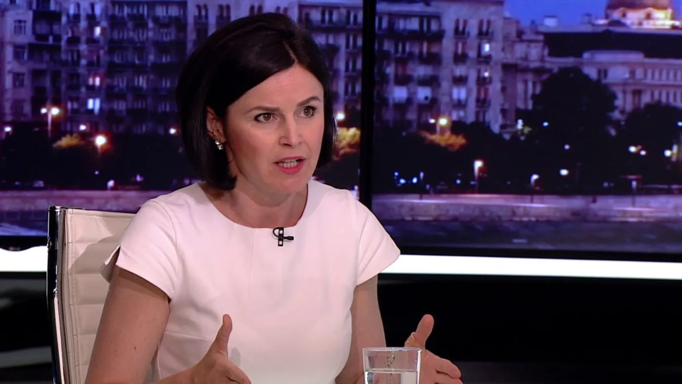 „Akkor, most mi lesz, Ágnes?”