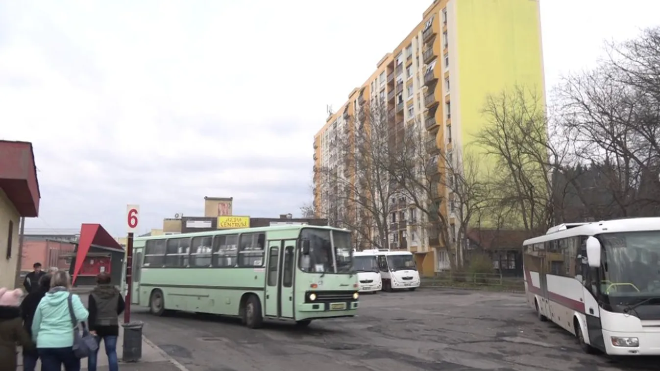 162 millió forintos önkormányzati támogatás a komlói tömegközlekedésre