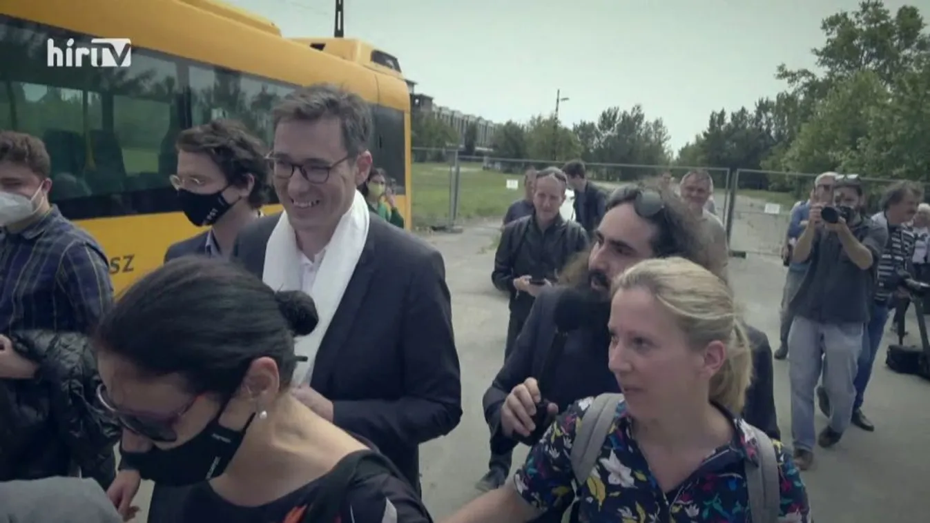 Informátor: Gyurcsány bábszínházában előre ki lettek osztva a szerepek