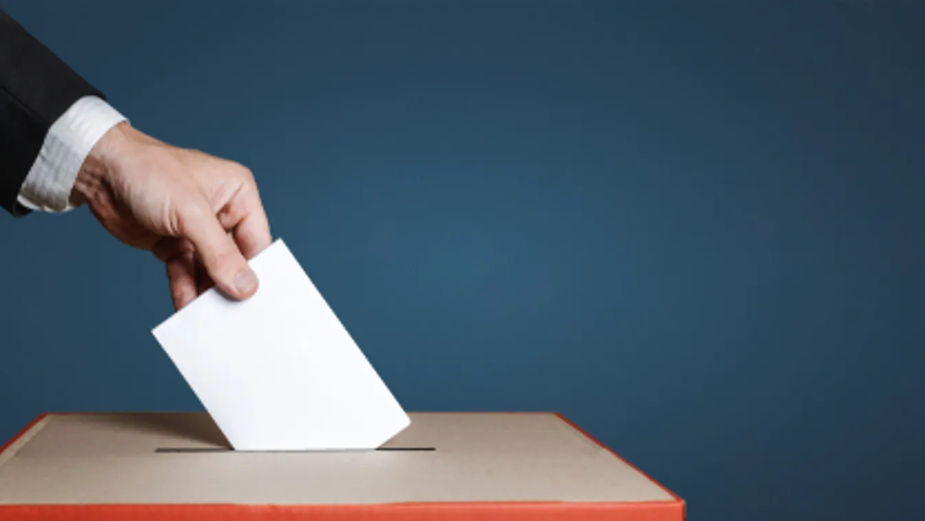 Háromszintű választásokat tartanak Szerbiában