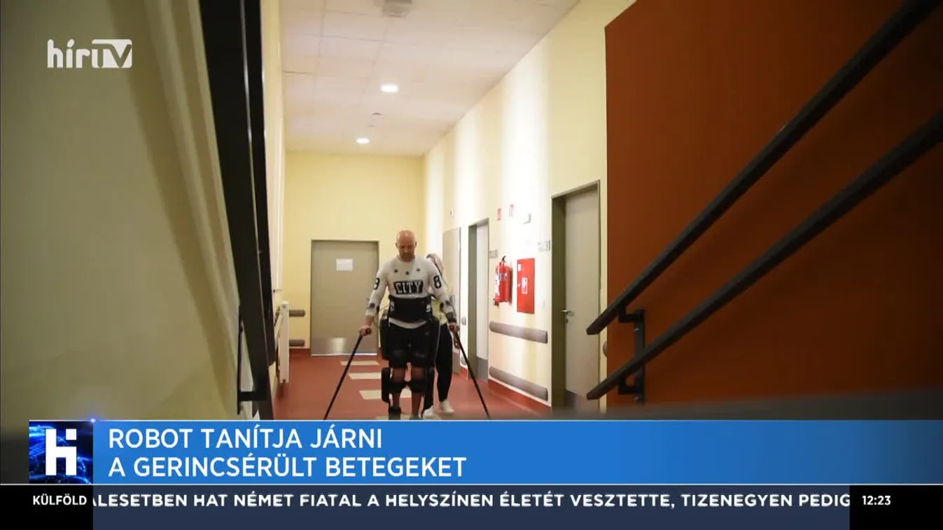 Robot tanítja járni a gerincsérült betegeket