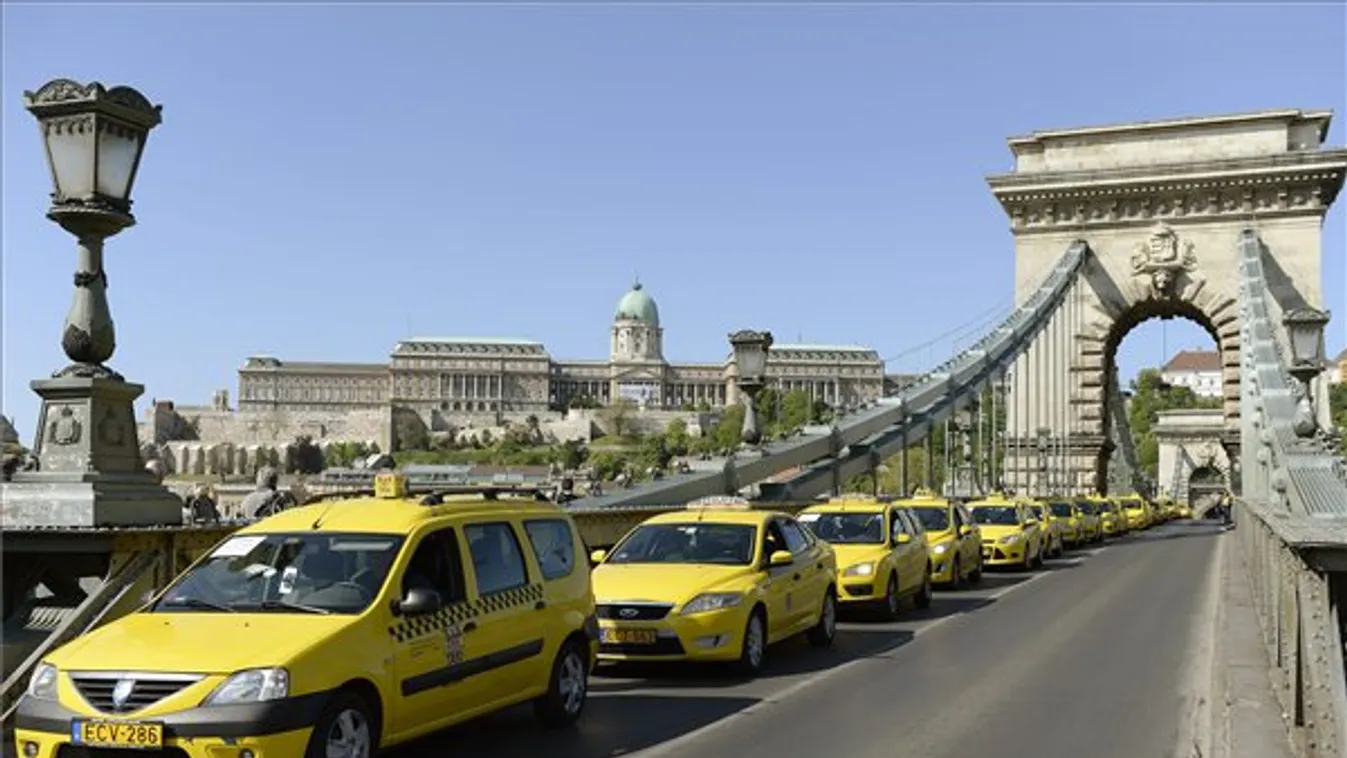 Több mint ötszáz taxis tüntetett