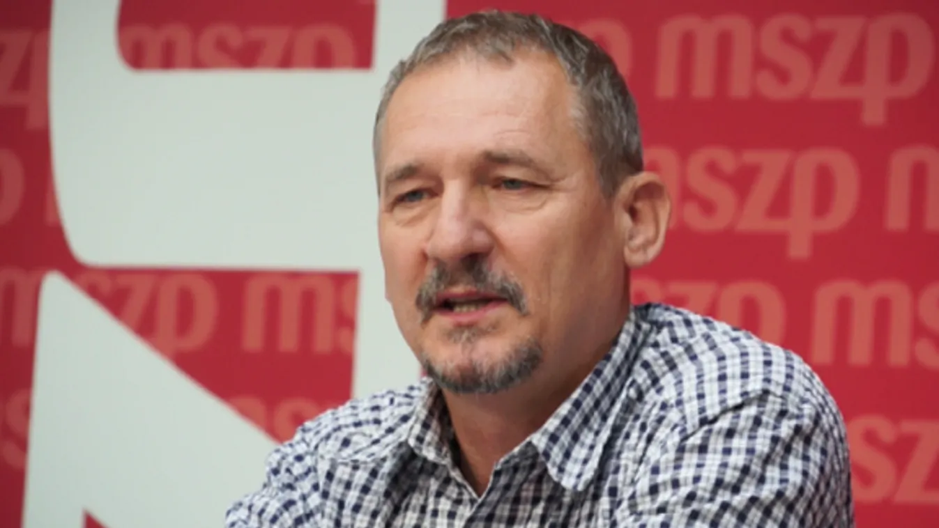 Lázadnak – Reggeli járat