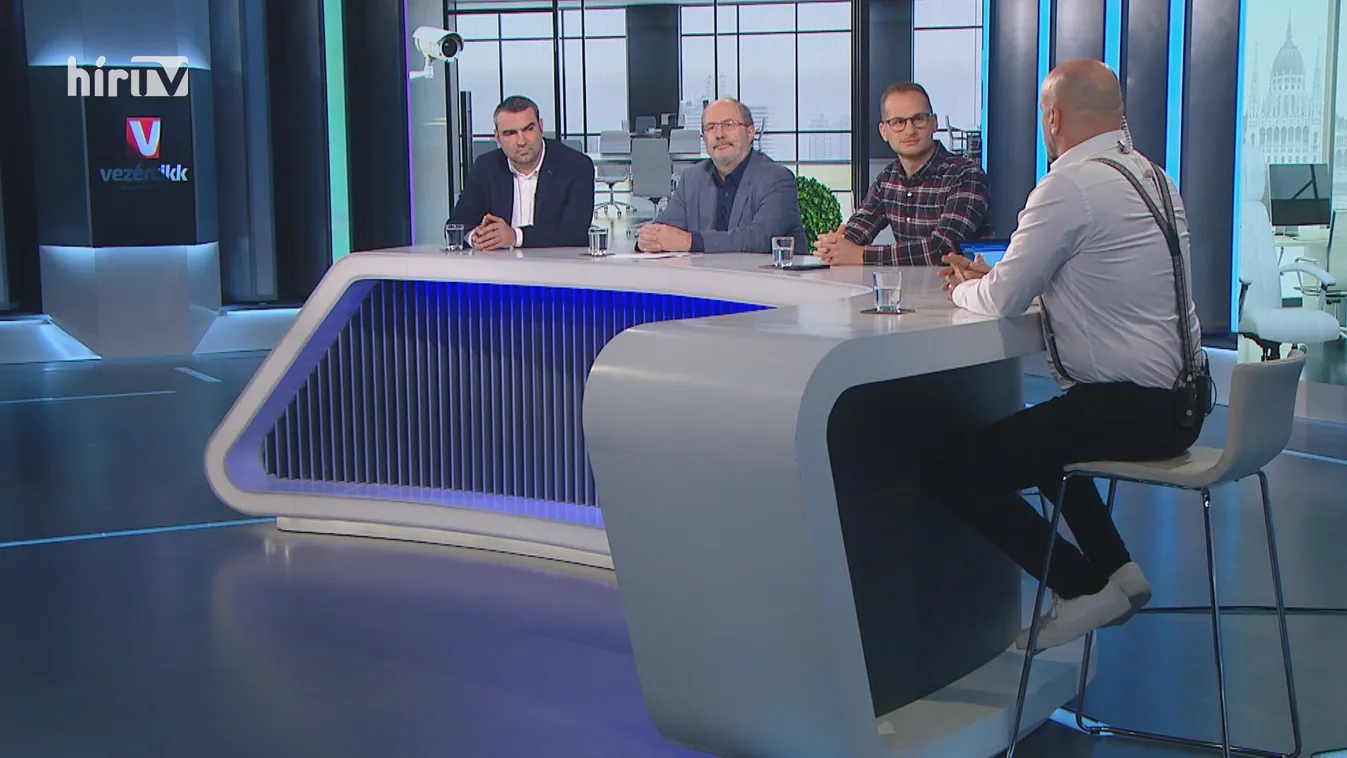 Vezércikk: Király Júlia „huncut pici gazembernek” tartja Róna Pétert