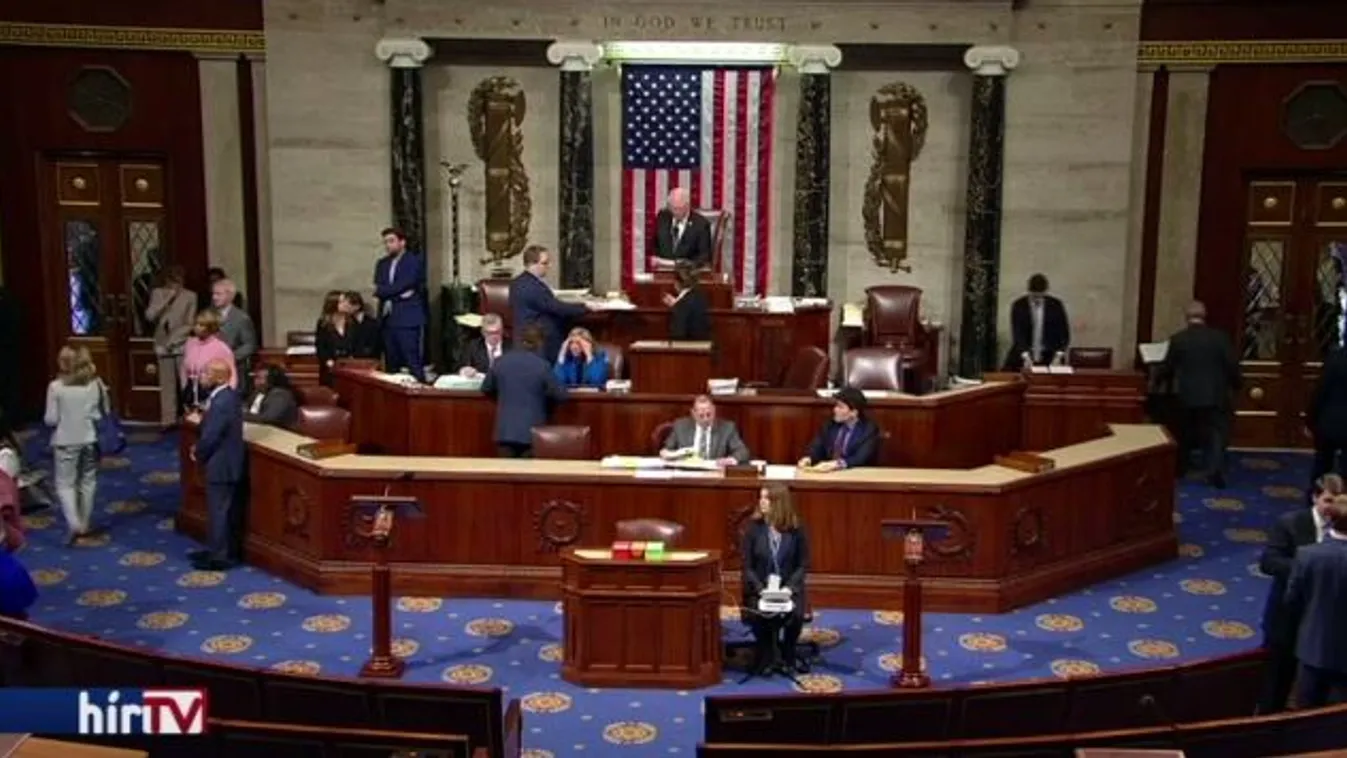 Marad a rendkívüli állapot az Egyesült Államokban