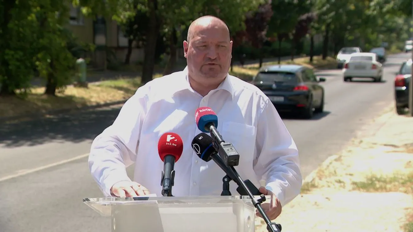 A főváros helyett a kormány újítja fel a csepeli utakat