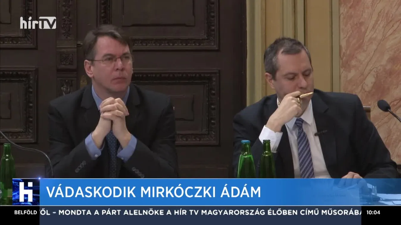 Vádaskodik Mirkóczki Ádám