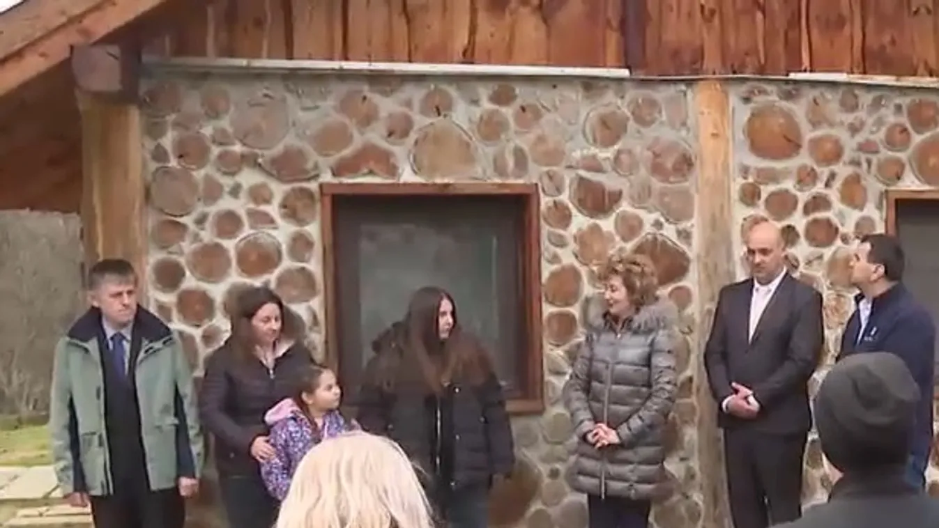 Tűzifával és tartós élelmiszerrel segítik a rászorulókat Zalában  + videó