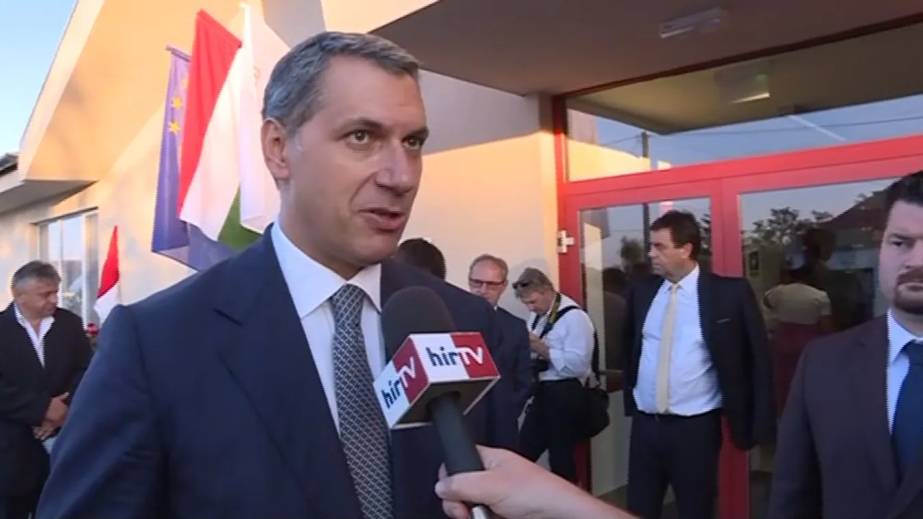 Lázár szerint nem probléma a plusz egymillió euró