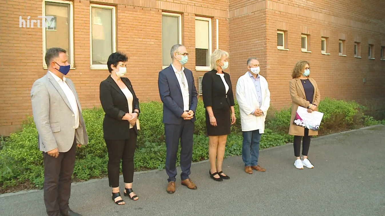 Fesztiváljegyeket kaptak az egészségügyi dolgozók