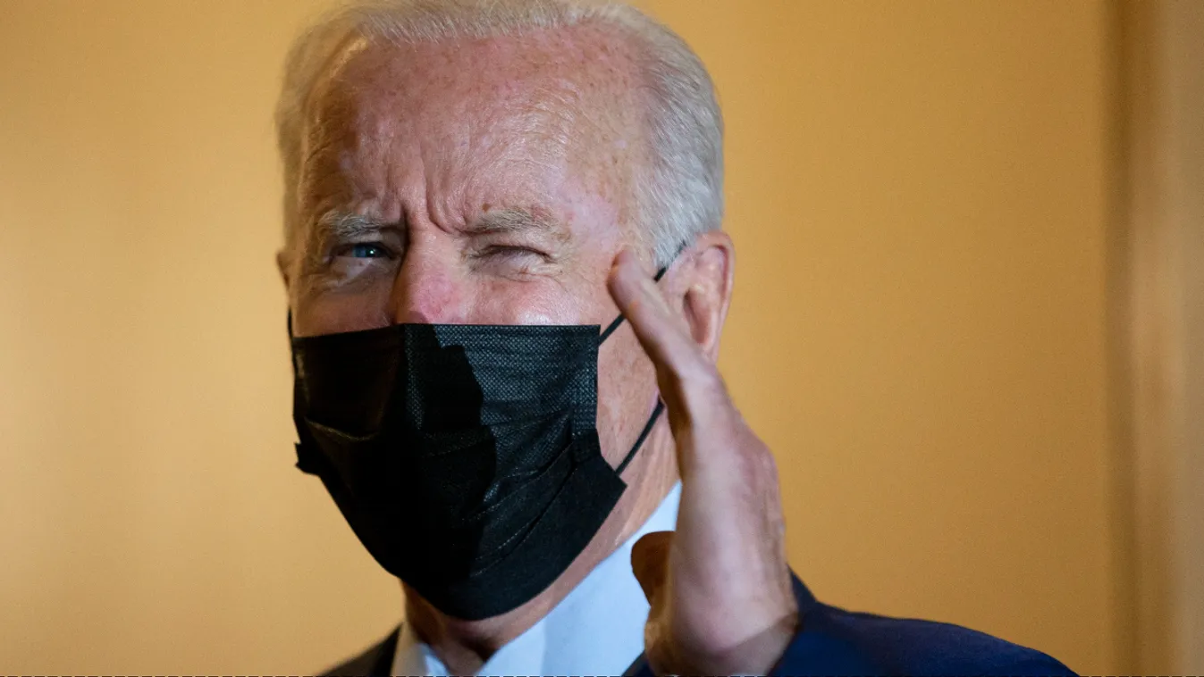 Joe Biden megérkezett Európába