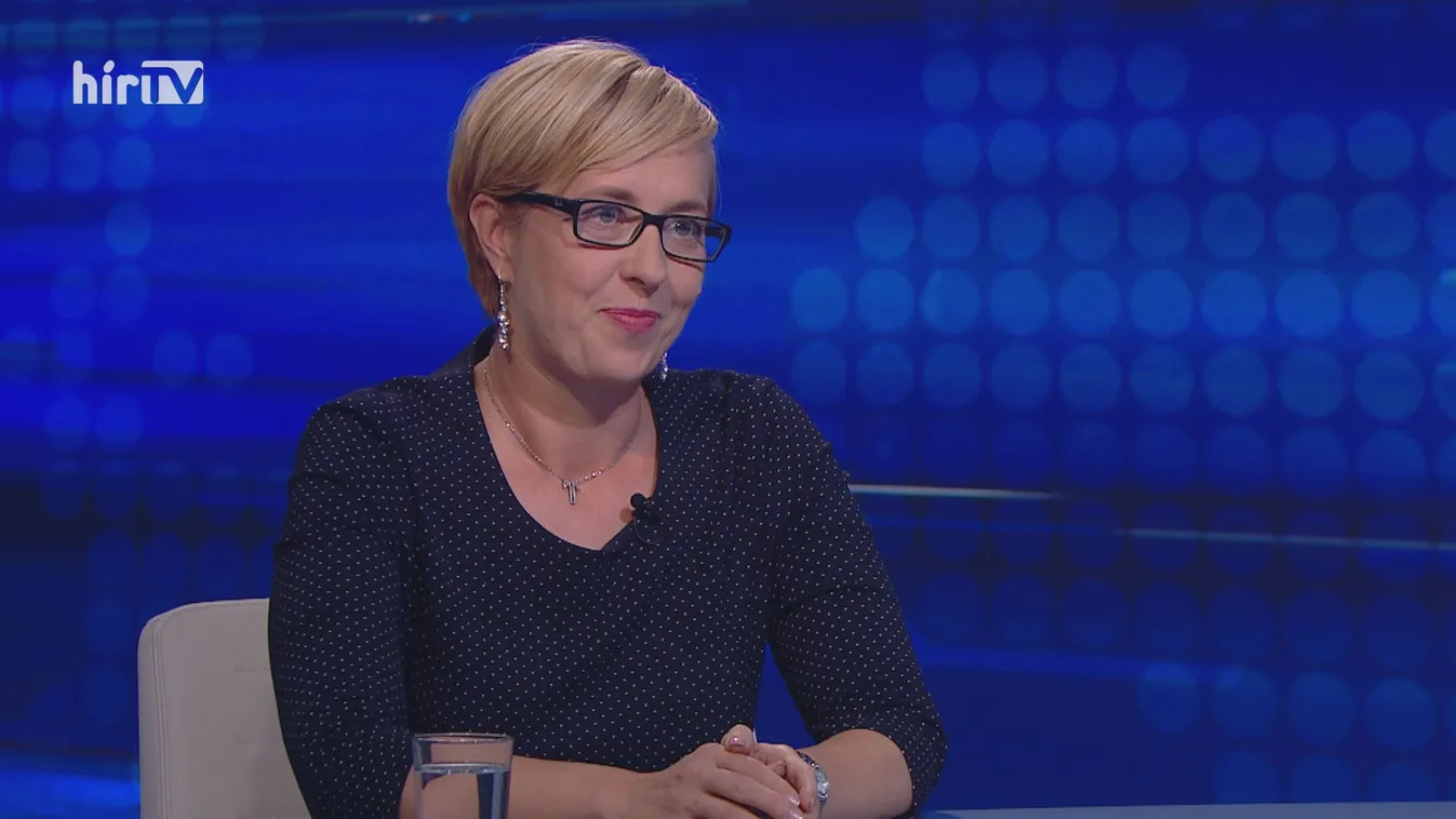 Zsuffa Tünde: Az álom valóra vált az eucharisztikus kongresszuson, hömpölygött a tömeg az Andrássy úton