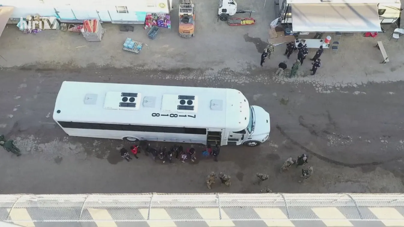 Több ezer menekültet toloncolnak ki az amerikai hatóságok