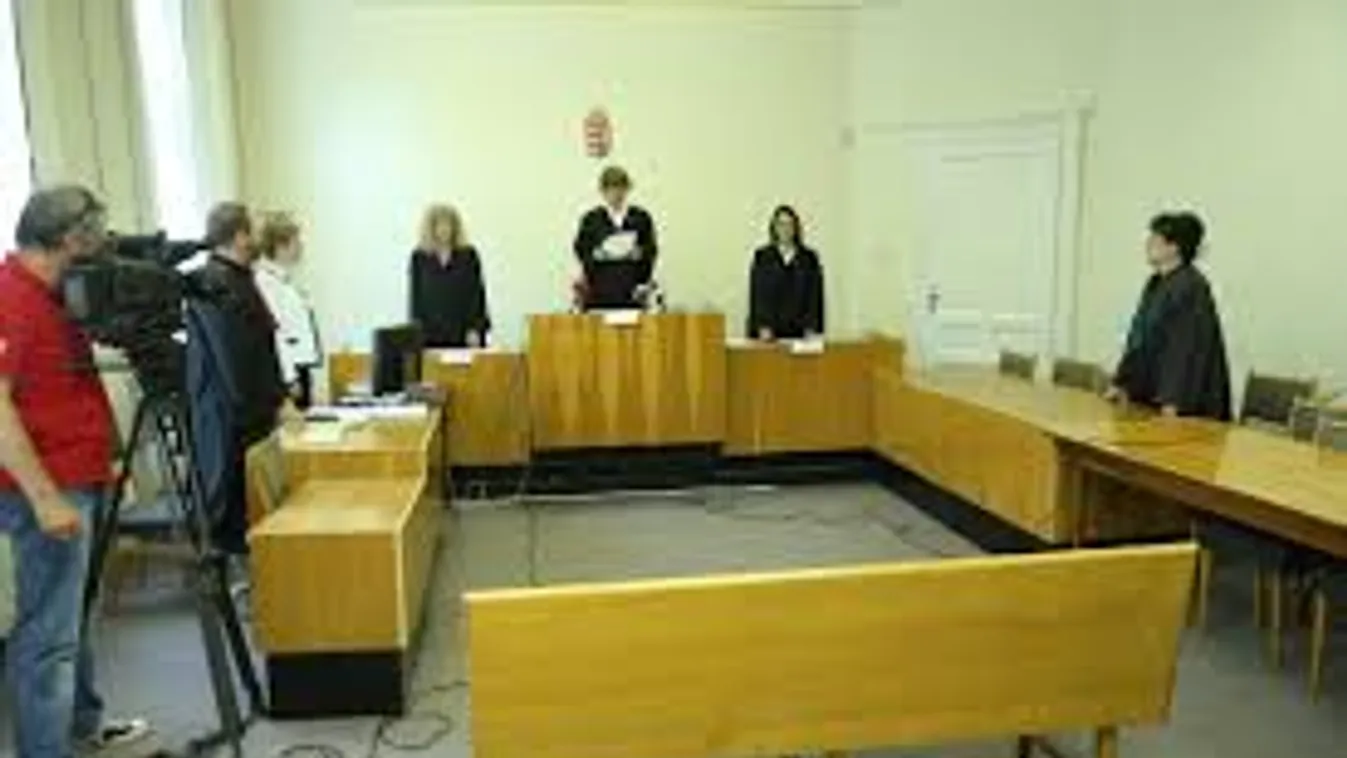 Folytatódott a szegedi per, ahol terrorizmus finanszírozásával vádolnak két személyt