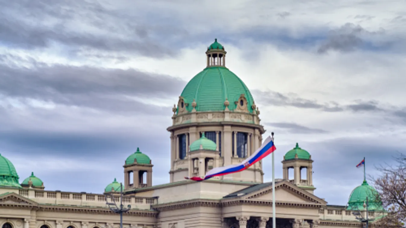 Másfél hónapos kihagyás után újra összeült a szerb parlament