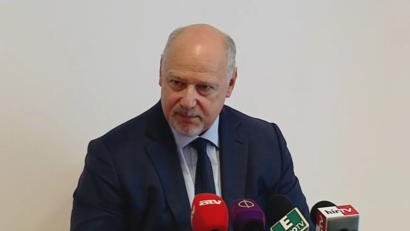 Meglehet az úszószövetség új elnöke