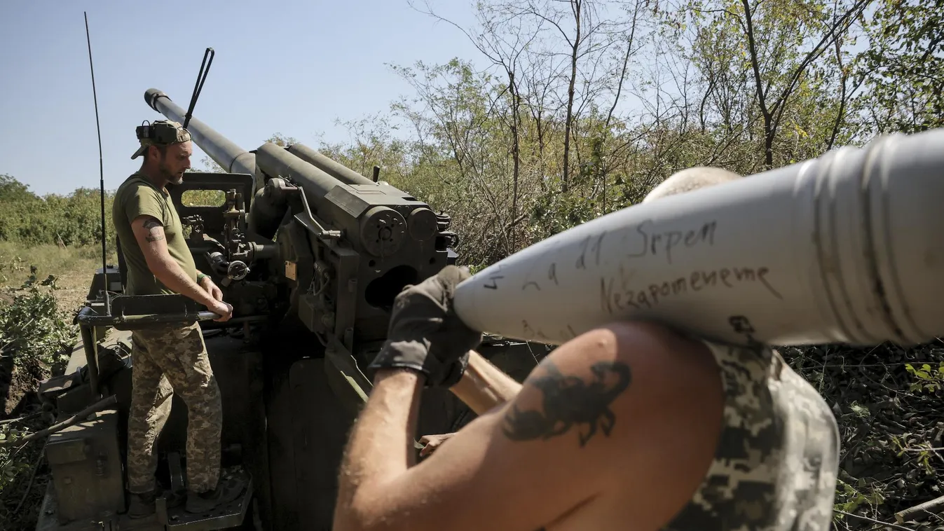 A oroszok a kelet-ukrajnai területen, az ukránok az oroszországi Kurszknál nyomultak előre