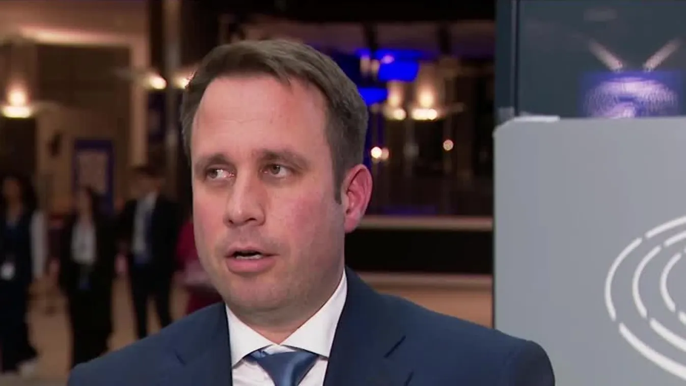 Hosszas huzavonát követően az Európai Parlament elfogadta Várhelyi Olivér biztosi jelölését + videó