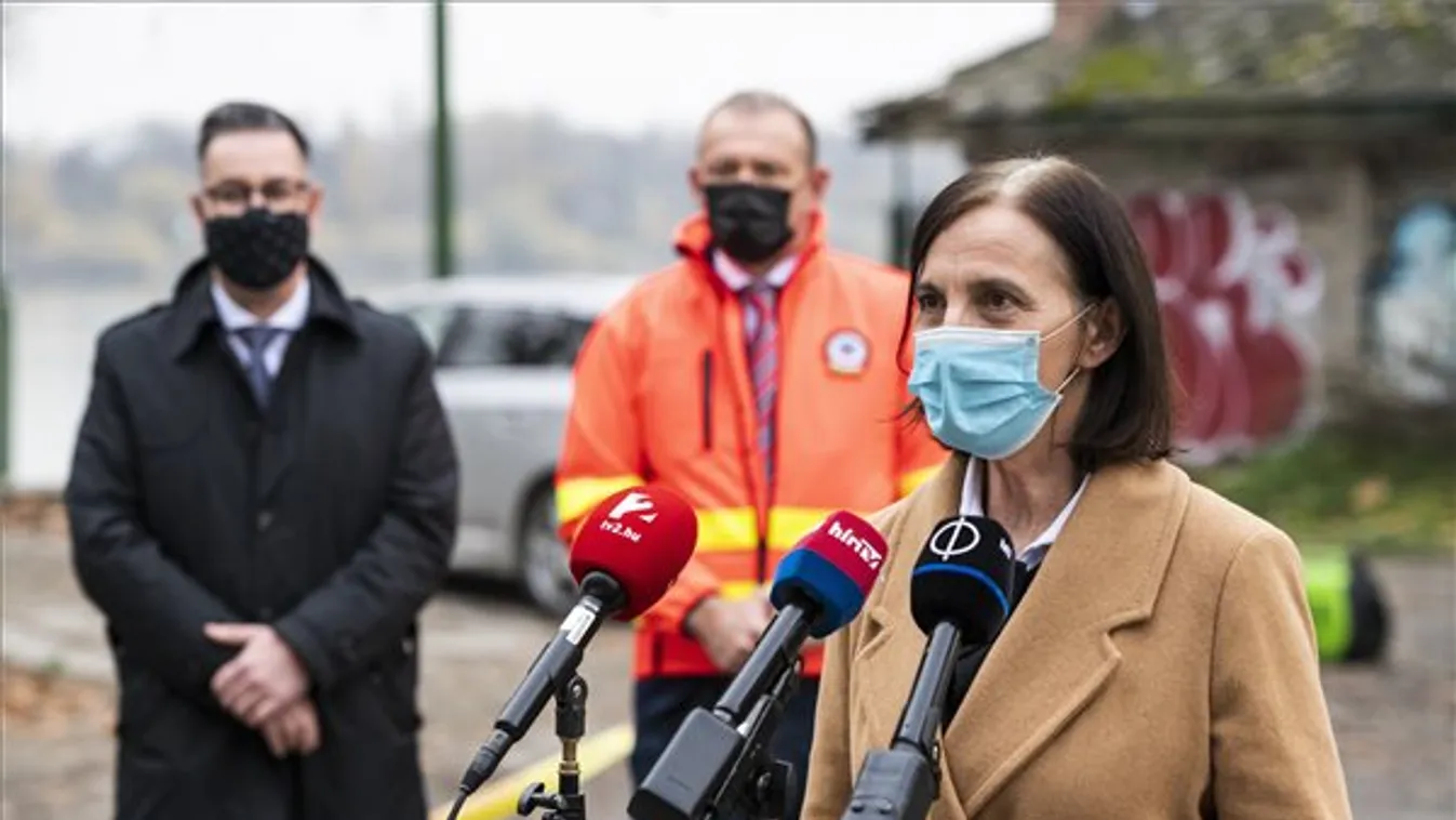 Szűrőbuszok is segítik a fertőzésgyanús esetek kiszűrését