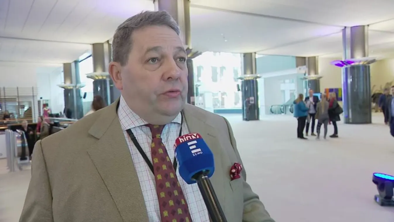 „Az Európai Néppárt rosszul kezel fontos ügyeket”