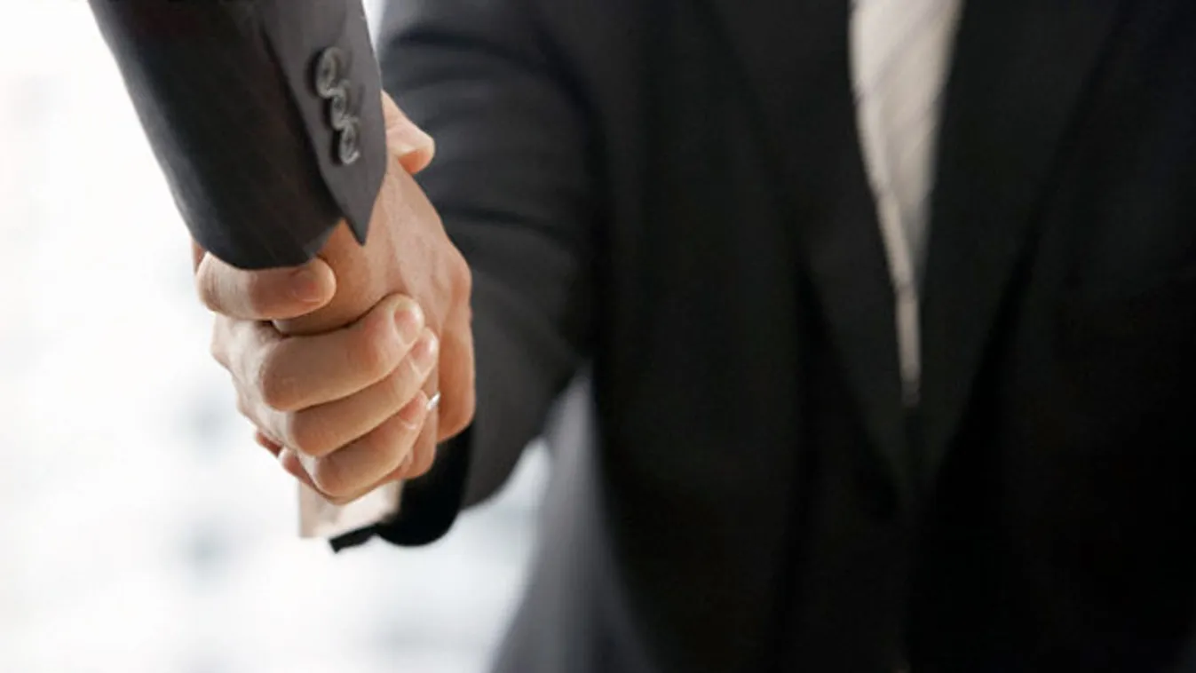 Horvát–amerikai kézbe került a Lapker