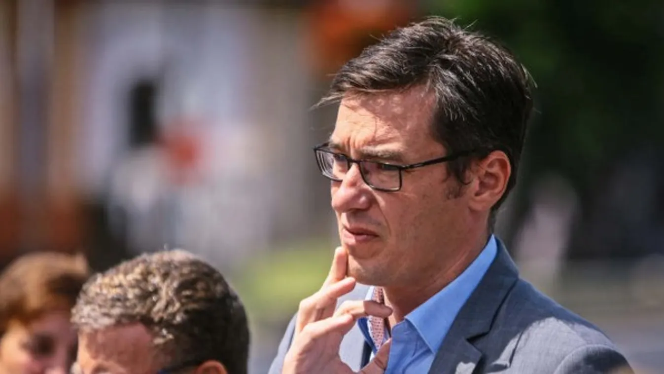 Karácsony tervszerűen üldözi az autósokat