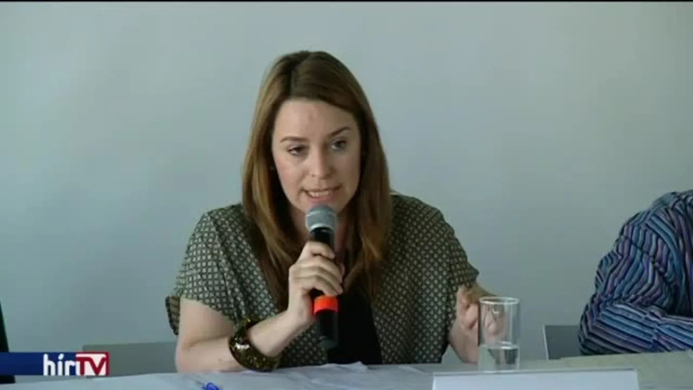 Civil szervezetek: Embertelen körülmények a tranzitzónákban