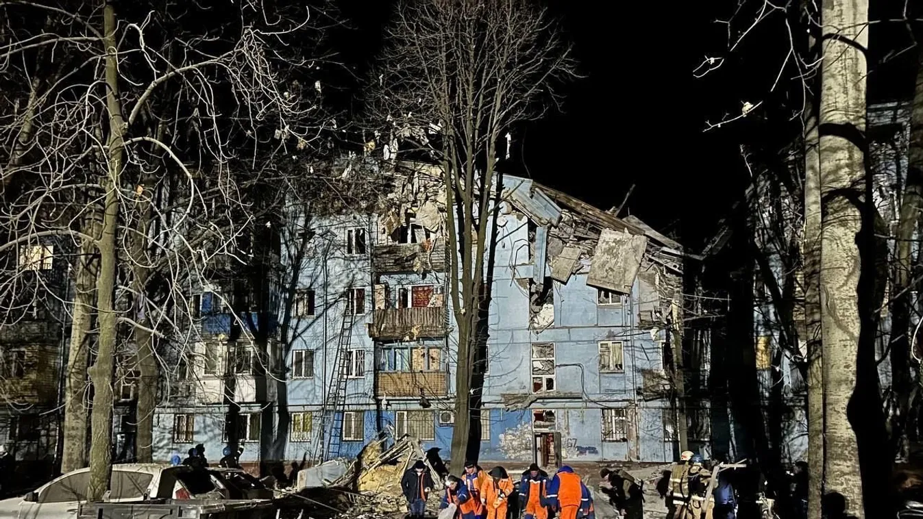 Többen meghaltak egy zaporizzsjai lakóházat ért rakétacsapásban
