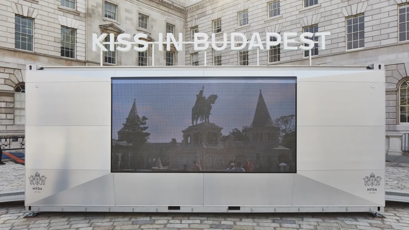 Kiss in Budapest Londonban