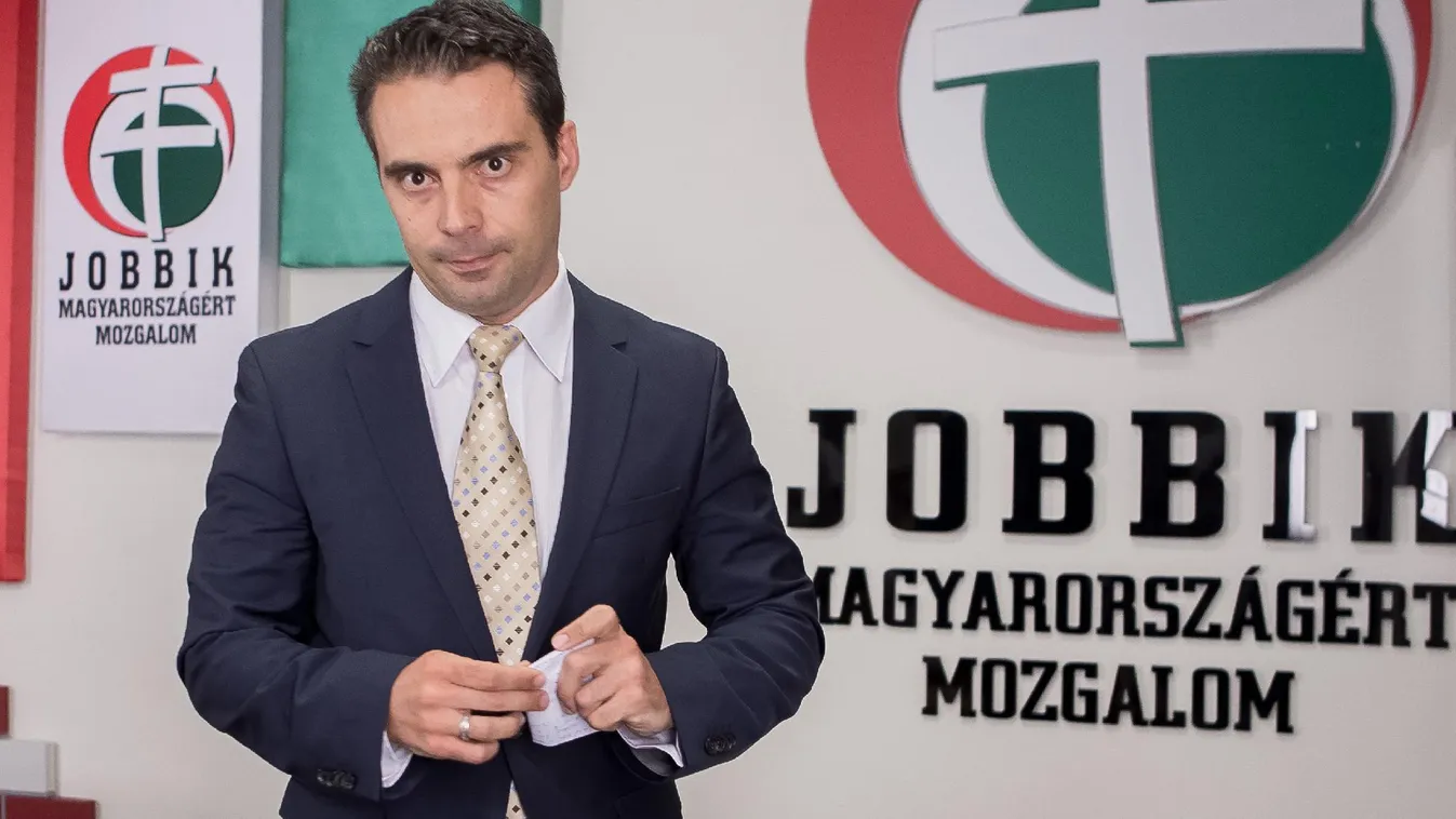 Vona: A tét, hogy Magyarország kivándorlóország lesz-e